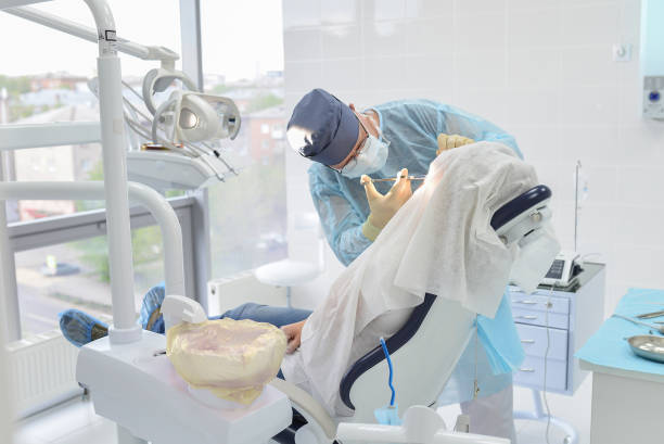 Best Emergency Care for Gum Disease in Gnadenhutten, OH